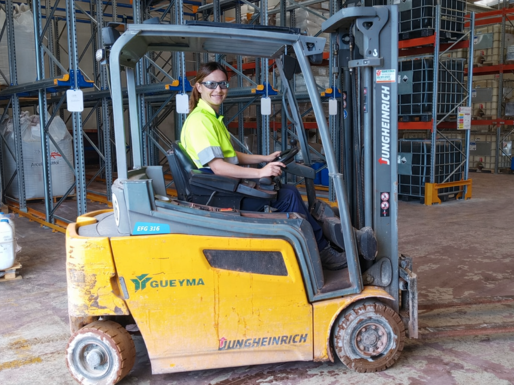 Carretilla y Puente Grúa